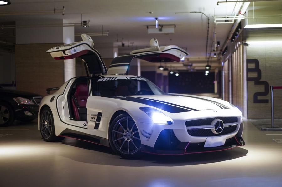Mercedes AMG SLS開箱-前置後驅馬力怪獸車主Jonathan心得評價 -車主充電站