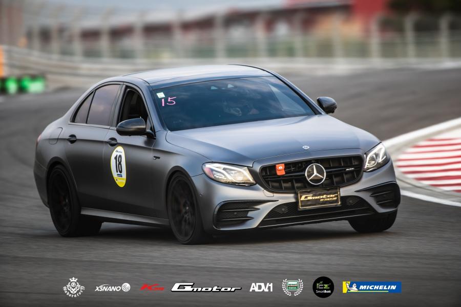 Mercedes-AMG E43 心得 龐然大物上台中麗寶賽道-車主充電站