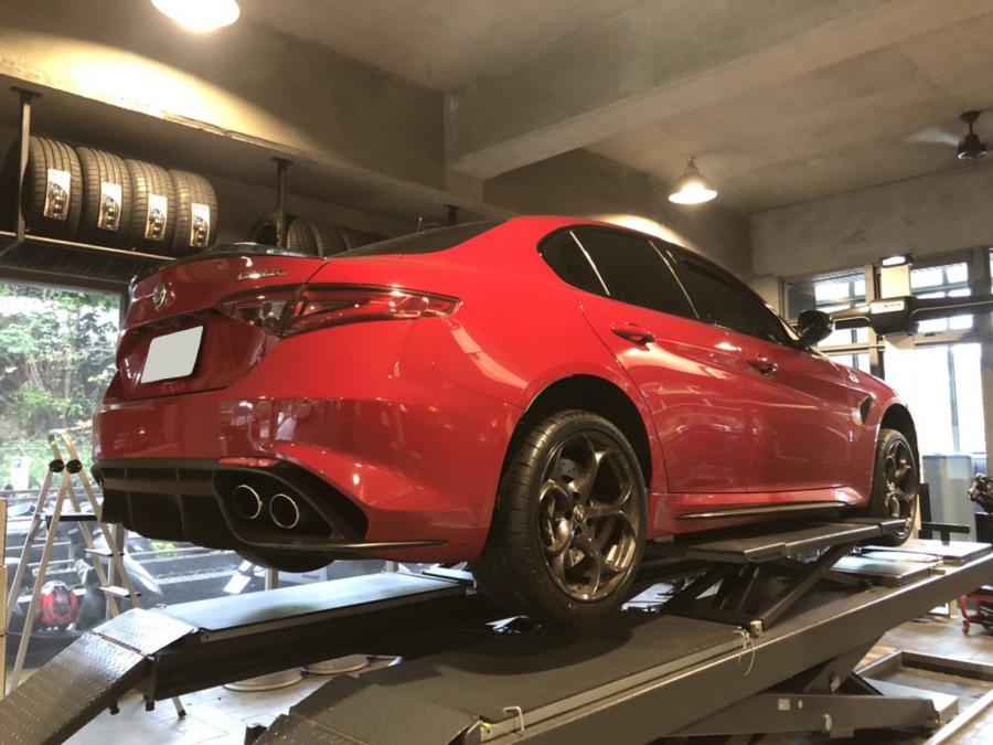 Alfa Romeo Giulia Quadrifoglio Verde（QV）心得-建議不要買這台車-車主充電站
