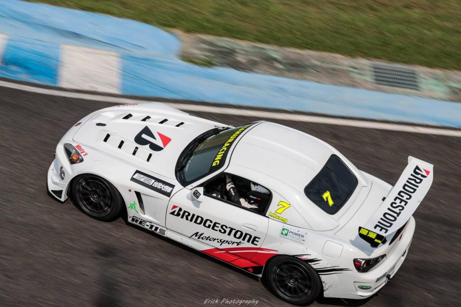 麗寶超級房車賽車輛整備：Honda S2000 CR-N2000組別Jaku黃于晏-車主充電站