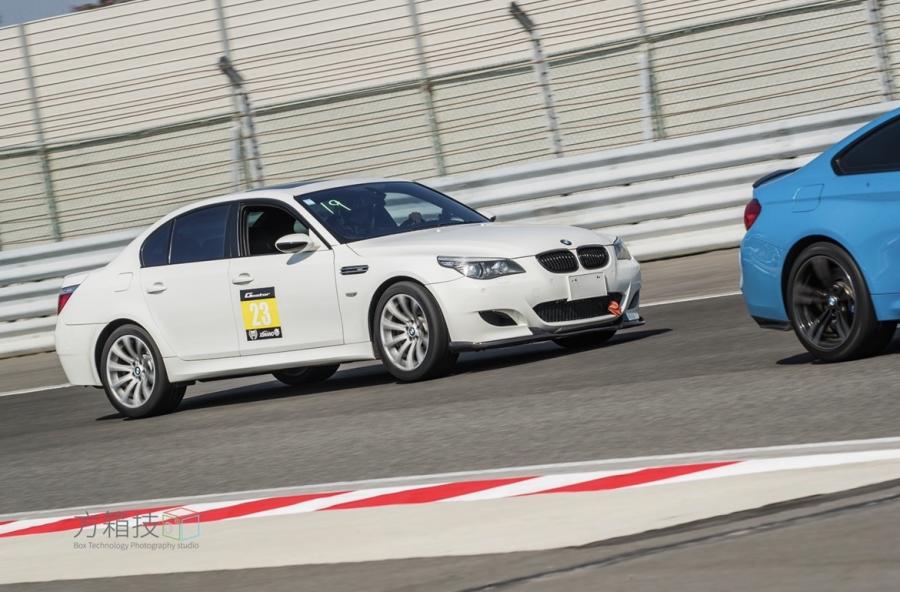 BMW E60 M5 輪胎規格、輪胎使用評價-車主Frank