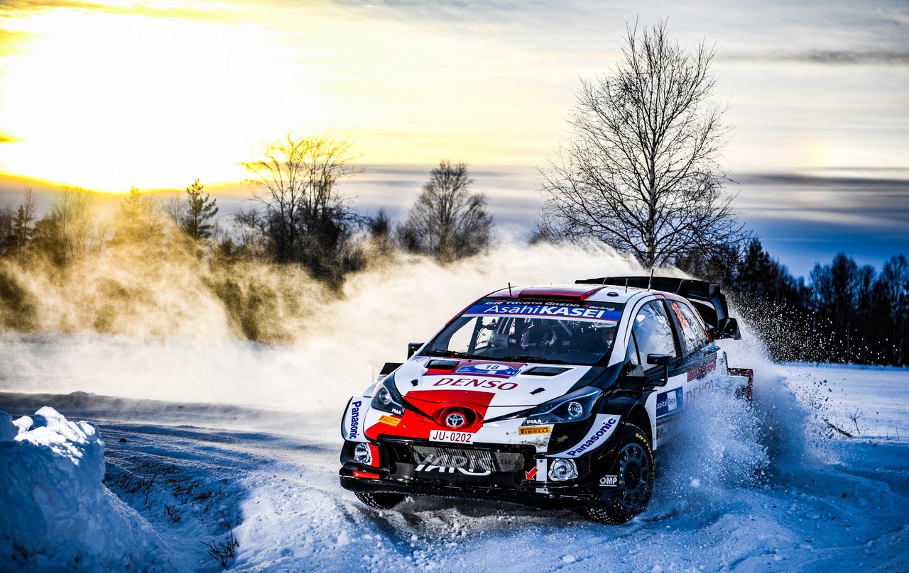 轉向不足與轉向過度釋疑：F1 vs Rally Car – 車主充電站