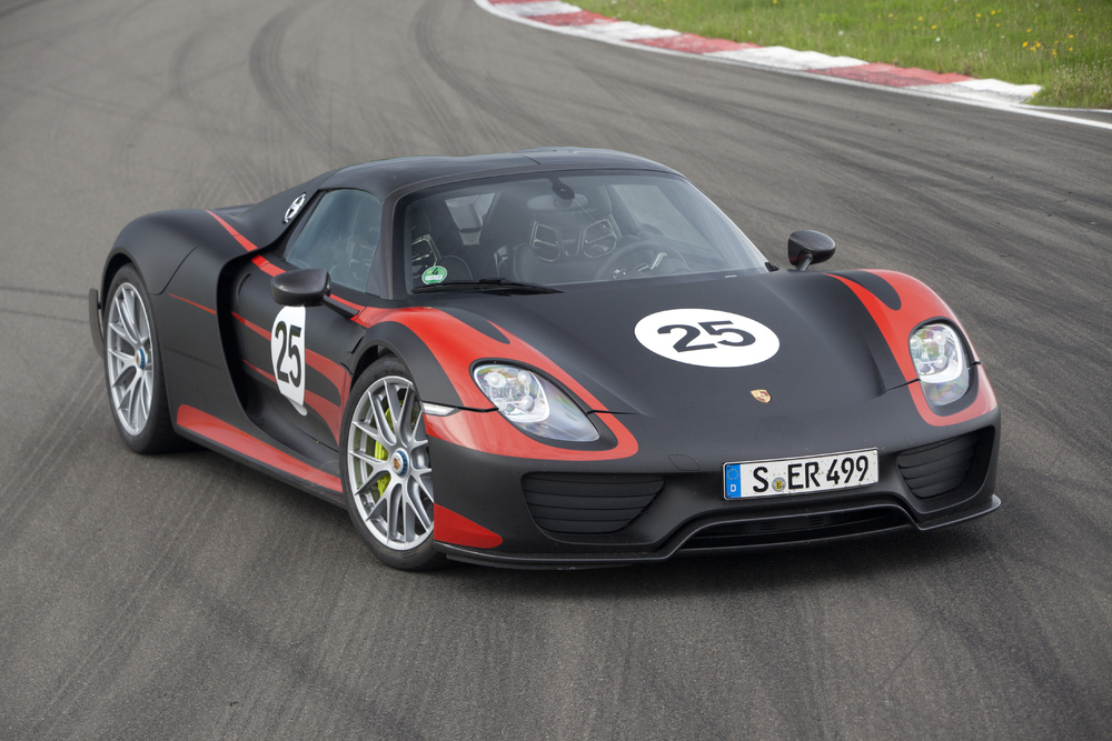 Porsche召回918 Spyder車款，可能有底盤系統及車身零件受損的疑慮。-車主充電站