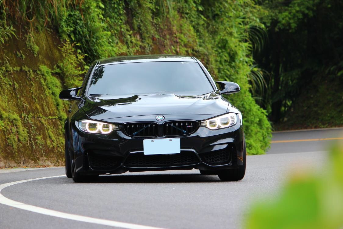 BMW F80 M3心得評價：賓士A180跳級F80 M3，保養花費多一倍操控動力好十倍！