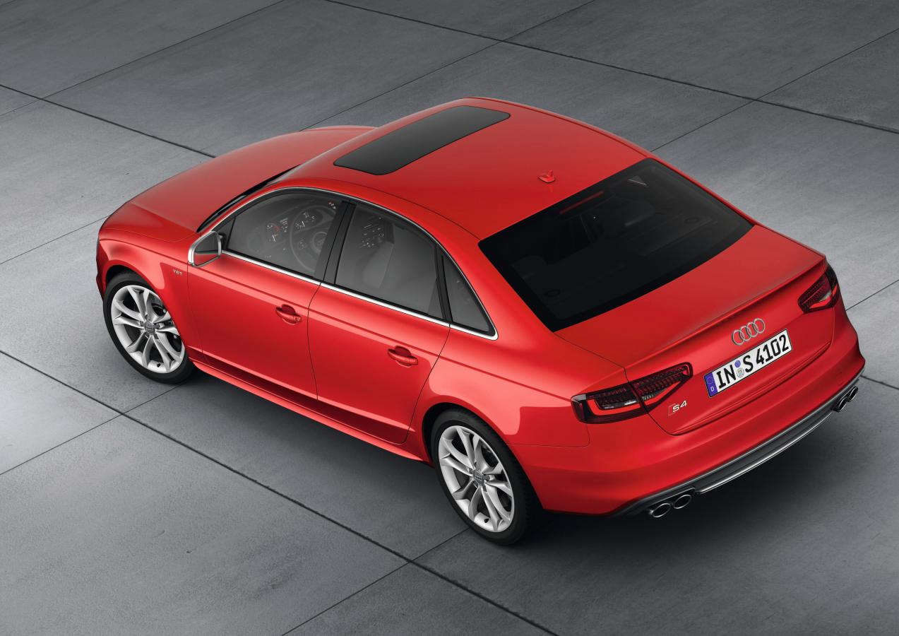 Audi召回部分S4、A5、S5、A6、A7、A8、Q7車款，可能發生滲油狀況。-車主充電站
