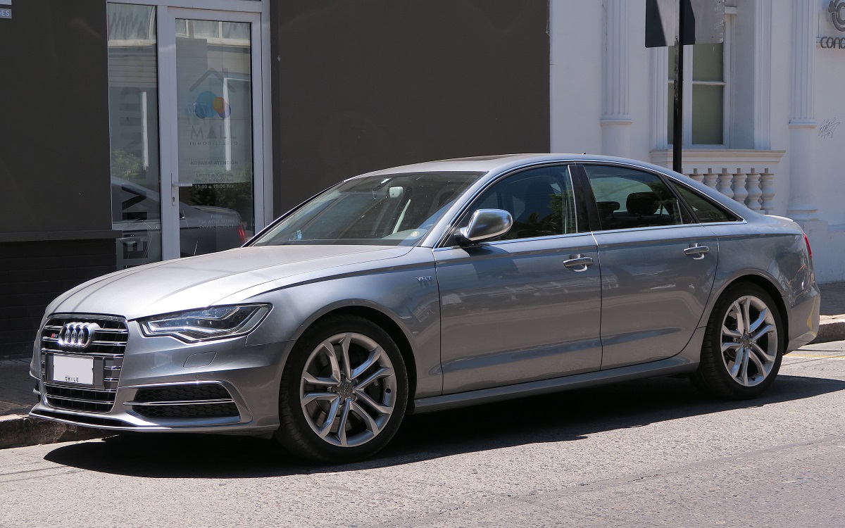 Audi召回部分S6、S7車款，可能有火燒車疑慮。-車主充電站