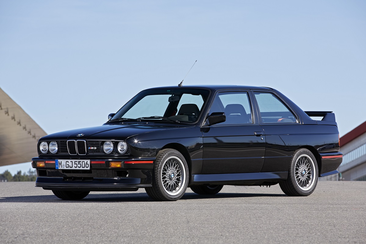 BMW 3 Series/M3（E30）鋁圈尺寸輪胎尺寸原廠建議規格-車主充電站