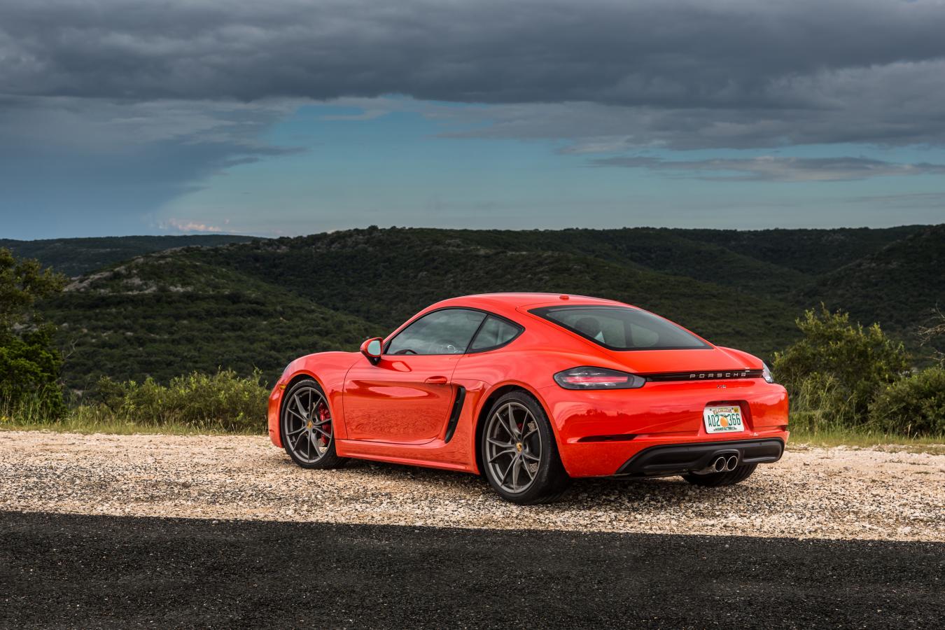 如何DIY更換Porsche 718 Cayman S進氣濾芯-車主充電站