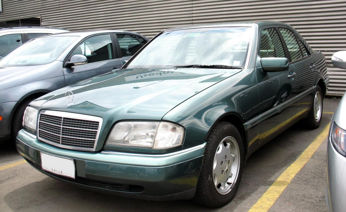 Mercedes-Benz C-Class（W202、S202）鋁圈尺寸輪胎尺寸原廠建議規格-車主充電站