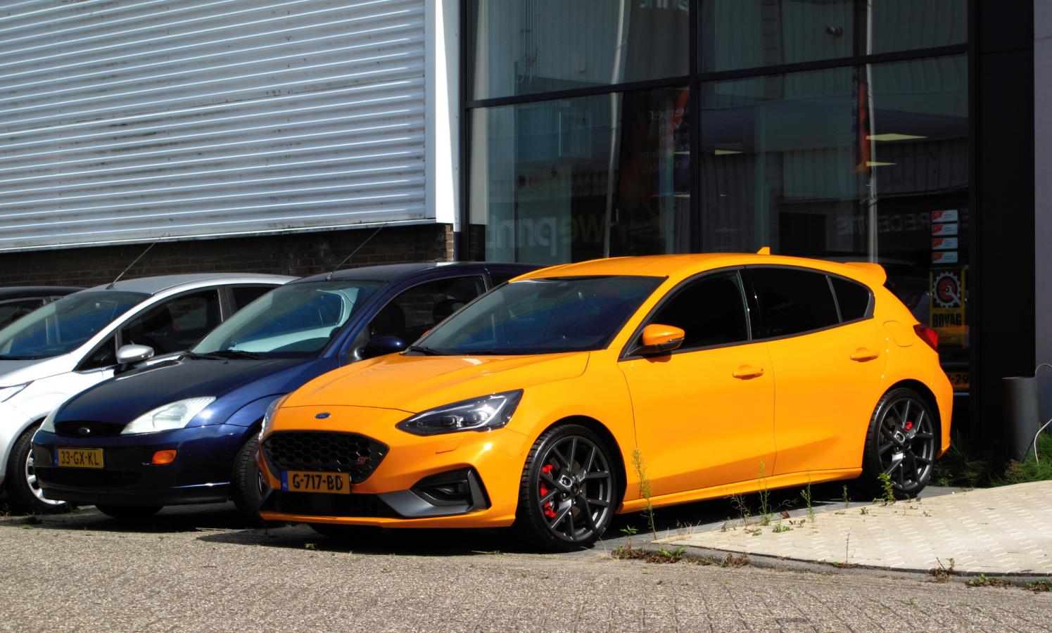 Ford Focus（MK4）鋁圈尺寸輪胎尺寸原廠建議規格-車主充電站