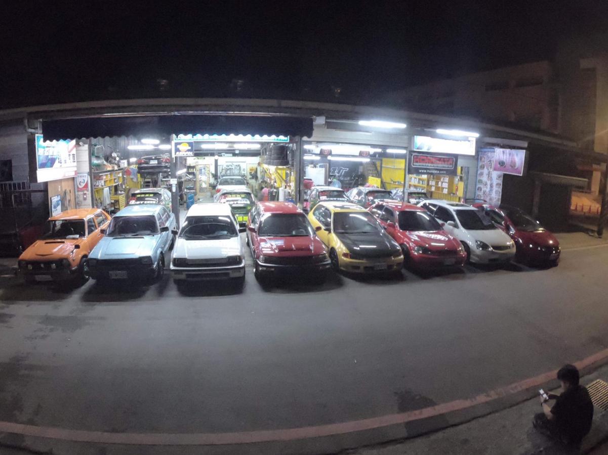 Honda Civic專家本田傑心得：一到十代喜美都收藏的本田狂人開箱！