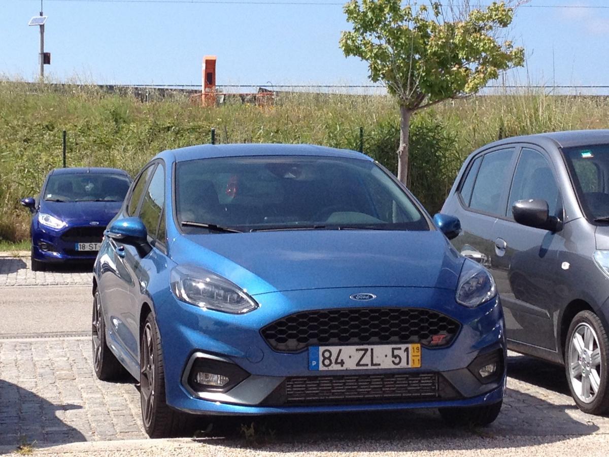 Ford Fiesta（MK8）鋁圈尺寸輪胎尺寸原廠建議規格-車主充電站