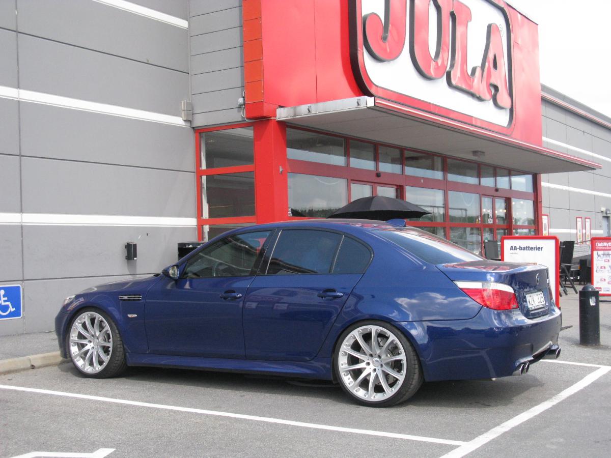 BMW 5 Series/M5（E60、E61）鋁圈尺寸輪胎尺寸原廠建議規格-車主充電站