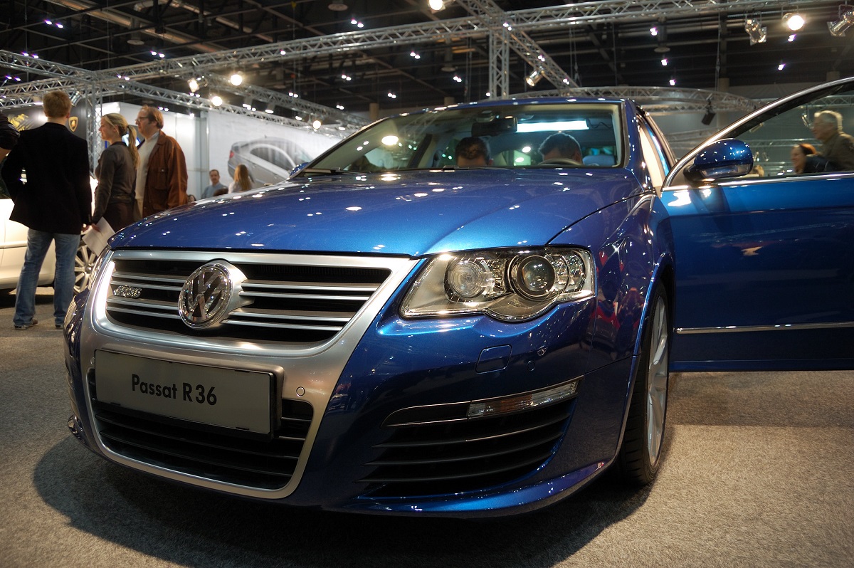 Volkswagen Passat（B6）鋁圈尺寸輪胎尺寸原廠建議規格-車主充電站