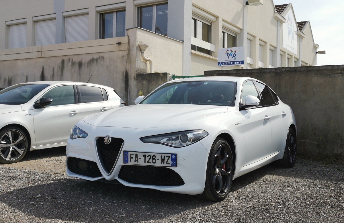 Alfa Romeo Giulia（952）鋁圈尺寸輪胎尺寸原廠建議規格-車主充電站