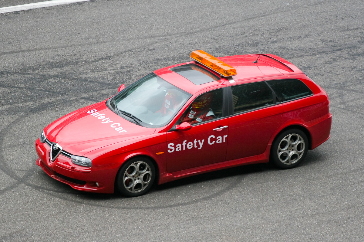 Alfa Romeo 156（932）鋁圈尺寸輪胎尺寸原廠建議規格-車主充電站