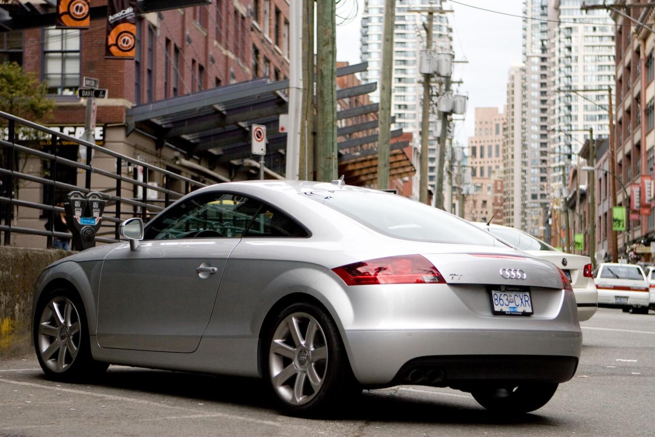 Audi TT/TTS/TT RS（8J）鋁圈尺寸輪胎尺寸原廠建議規格-車主充電站