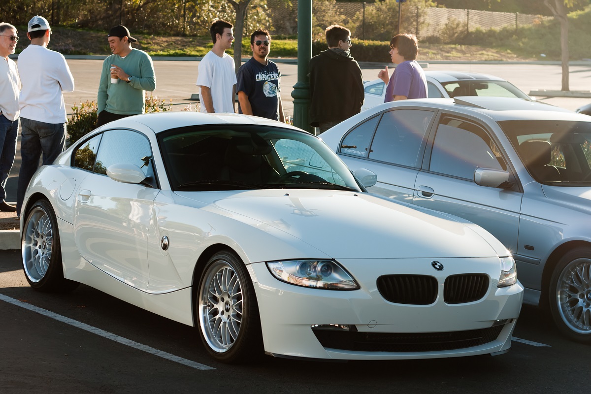 BMW Z4/Z4M（E85、E86）鋁圈尺寸輪胎尺寸原廠建議規格-車主充電站