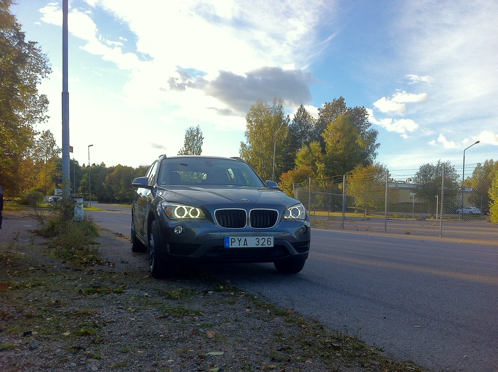 BMW X1（E84）鋁圈尺寸輪胎尺寸原廠建議規格-車主充電站