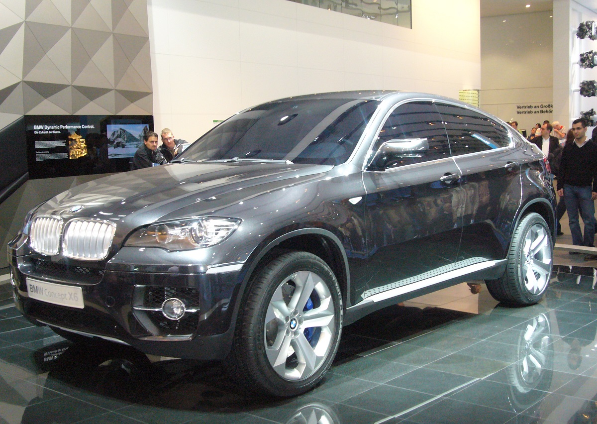 BMW X6/X6 M（E71）鋁圈尺寸輪胎尺寸原廠建議規格-車主充電站