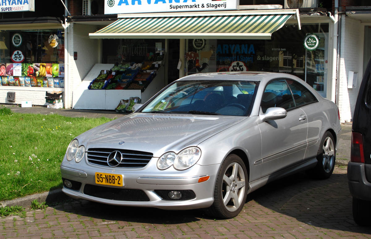 Mercedes-Benz CLK（C209、A209）鋁圈尺寸輪胎尺寸原廠建議規格-車主充電站