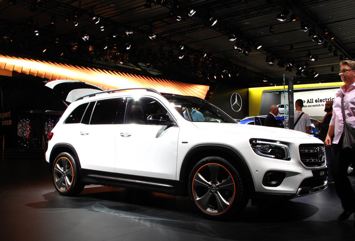 Mercedes-Benz GLB（X247）鋁圈尺寸輪胎尺寸原廠建議規格-車主充電站
