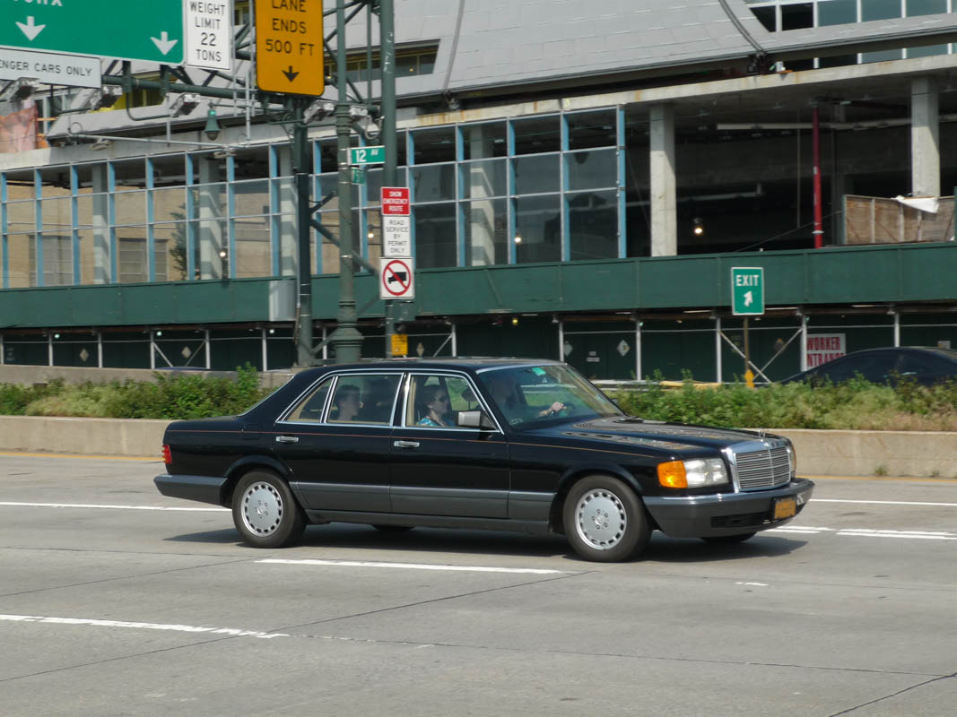 Mercedes-Benz S-Class（W126、V126、C126）鋁圈尺寸輪胎尺寸原廠建議規格-車主充電站