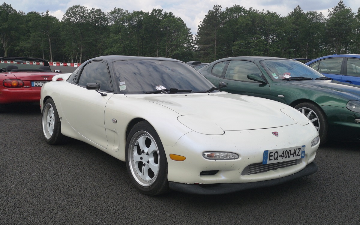 Mazda RX-7（FD3S）鋁圈尺寸輪胎尺寸原廠建議規格-車主充電站