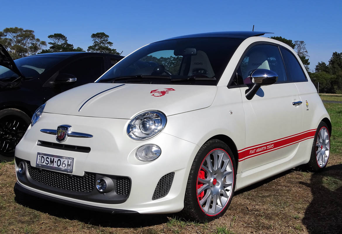 Abarth 500鋁圈尺寸輪胎尺寸原廠建議規格-車主充電站