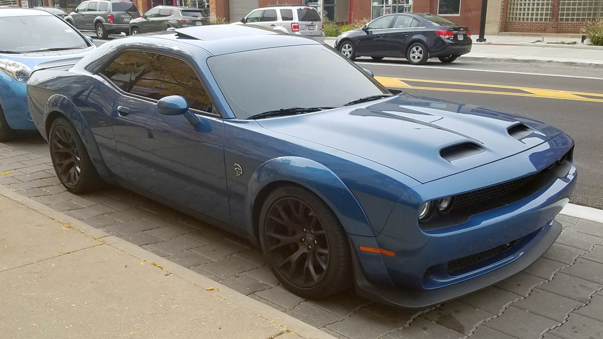 Dodge Challenger（III）鋁圈尺寸輪胎尺寸原廠建議規格-車主充電站