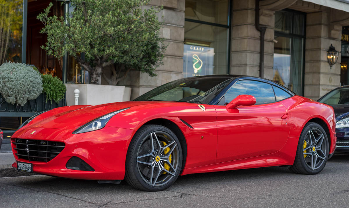 Ferrari California鋁圈尺寸輪胎尺寸原廠建議規格-車主充電站