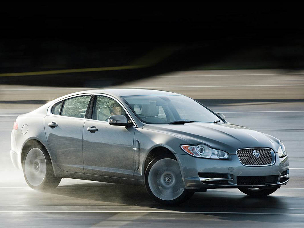 Jaguar XF（X250）鋁圈尺寸輪胎尺寸原廠建議規格-車主充電站