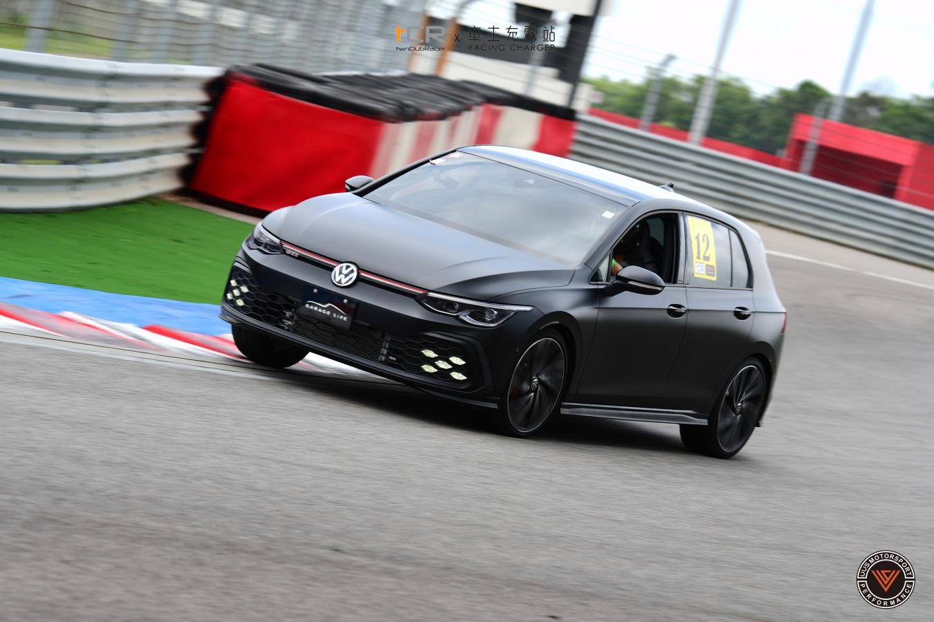 Volkswagen Golf GTI MK8車主開箱心得評價：底盤不算硬派，動力只能說夠用，電控大幅提升的均衡鋼炮