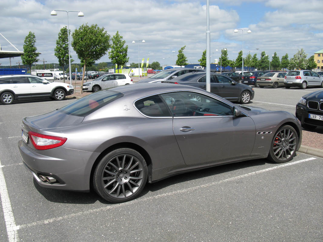 Maserati GranTurismo/GranCabrio（M145）鋁圈尺寸輪胎尺寸原廠建議規格-車主充電站