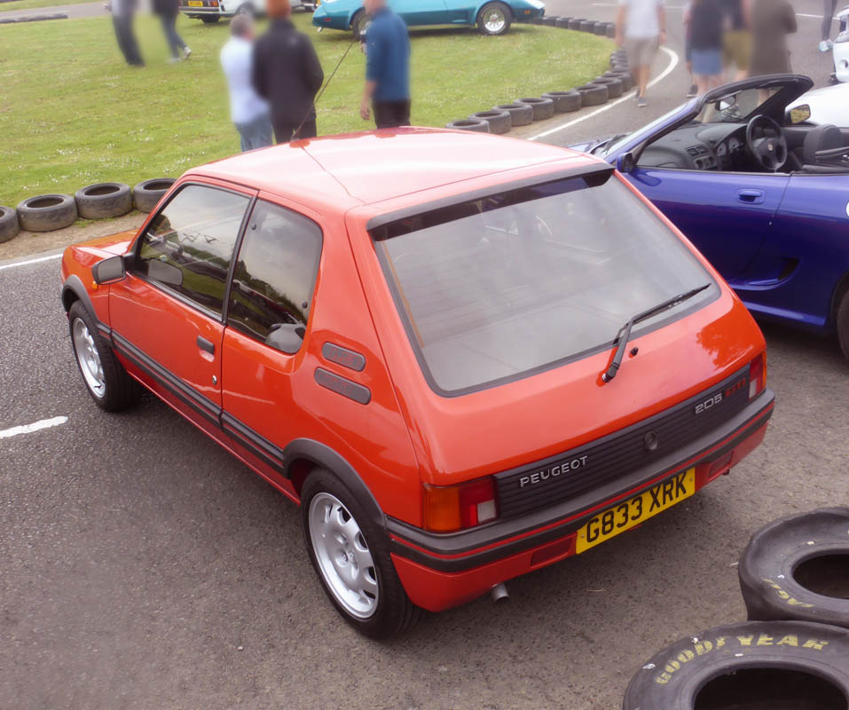 Peugeot 205鋁圈尺寸輪胎尺寸原廠建議規格-車主充電站