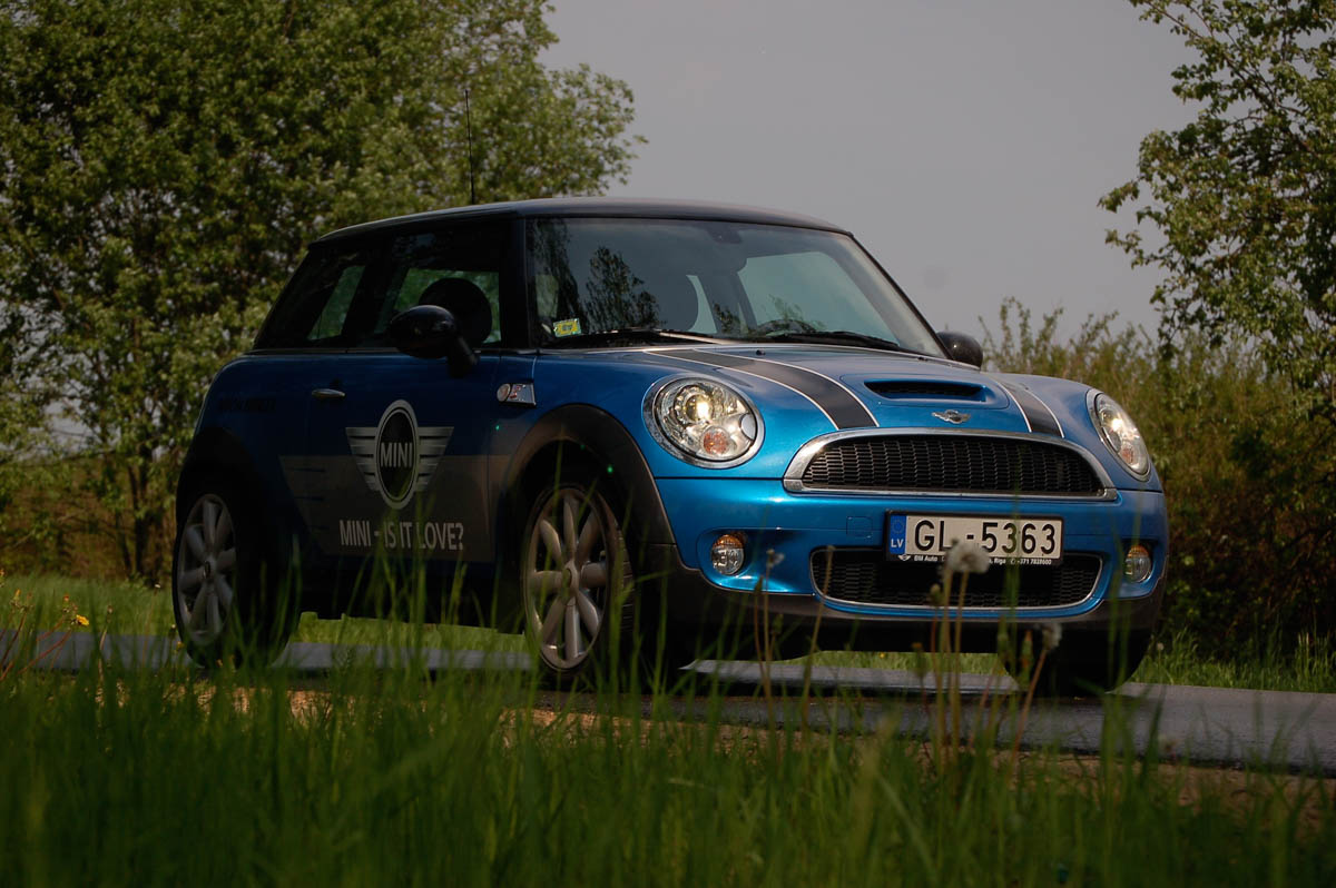 Mini Hatch/Cabrio/Coupe（R56/R57/R58）鋁圈尺寸輪胎尺寸原廠建議規格-車主充電站