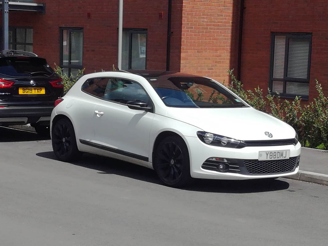 Volkswagen Scirocco（MK3）鋁圈尺寸輪胎尺寸原廠建議規格-車主充電站