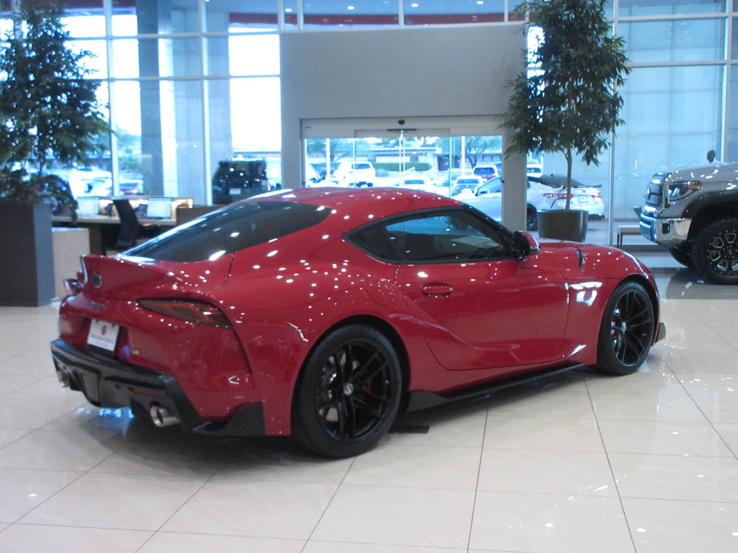 Toyota Supra（A90）鋁圈尺寸輪胎尺寸原廠建議規格-車主充電站