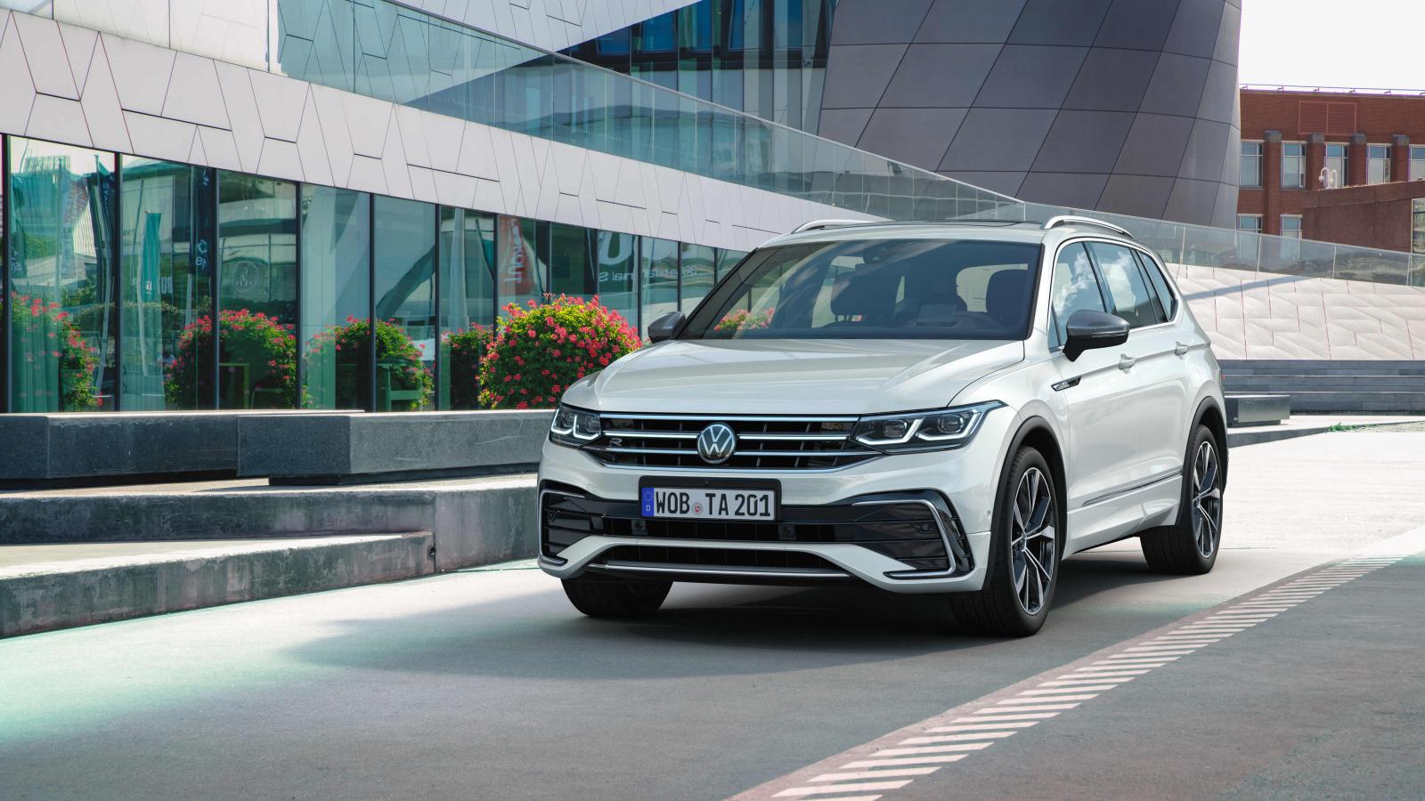 福斯全新改款The new Tiguan Allspace 152.8萬起開放預售，全車系標配 IQ.LIGHT 智慧燈組 LED Matrix 矩陣式頭燈！