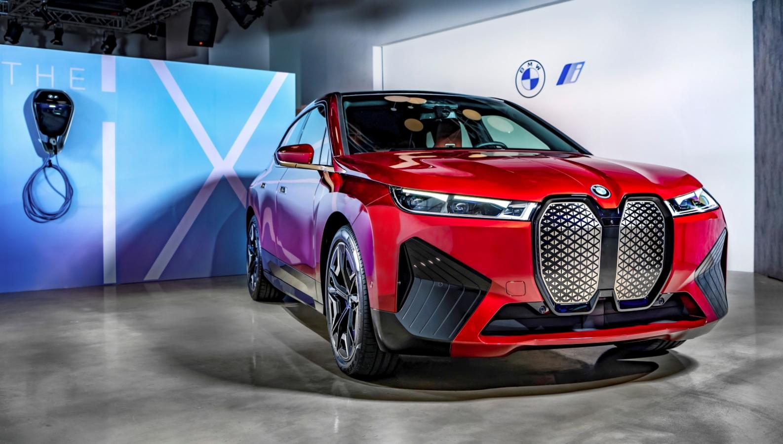 全新BMW iX豪華純電旗艦休旅台灣首映，用豪華重新定義電能世代！
