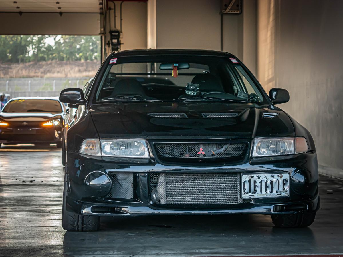 Mitsubishi Lancer Evolution 6代改裝輪胎、煞車皮/來令片心得評價-車主充電站