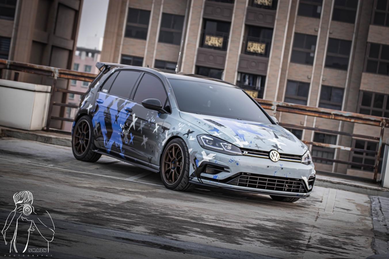 Volkswagen Golf R（MK7.5）車主開箱心得：直線加速專用Golf R，0-100km/h僅需2.8秒！