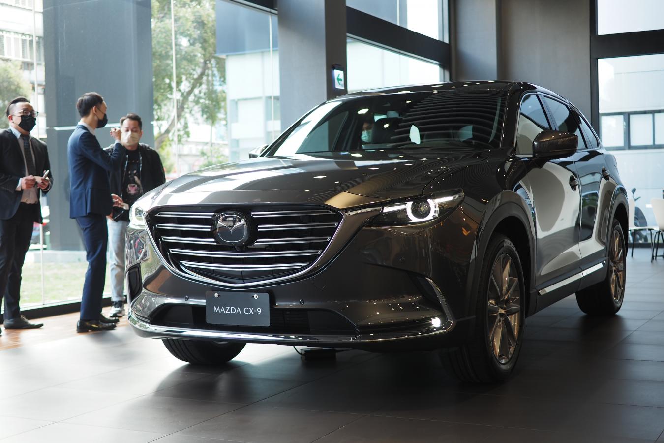 Mazda CX-9 Captain Seat正式登場，全新獨立雙座旗艦座椅，坐享尊榮，彰顯不凡品味！-車主充電站
