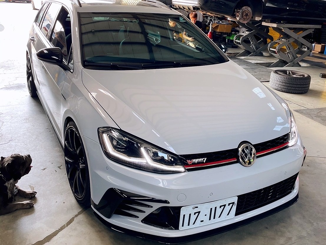 Volkswagen Golf R Variant（MK7.5）車主開箱心得評價：台灣沒有進7.5代狗夫R旅行車，那我就自己組一台！