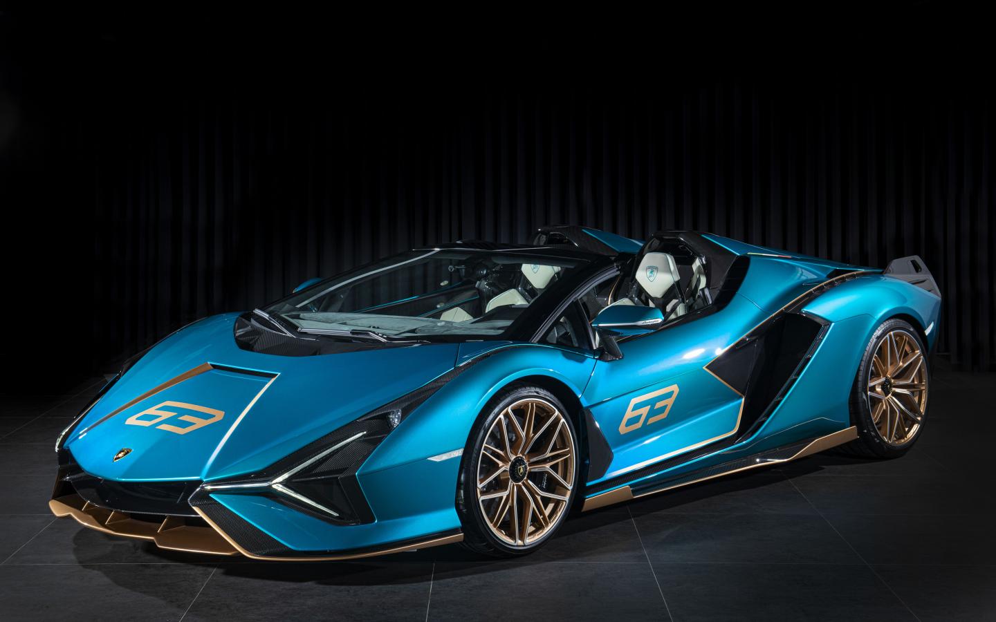 Lamborghini Sián Roadster在臺正式亮相，釋放無盡天際，創世代混合動力超跑！