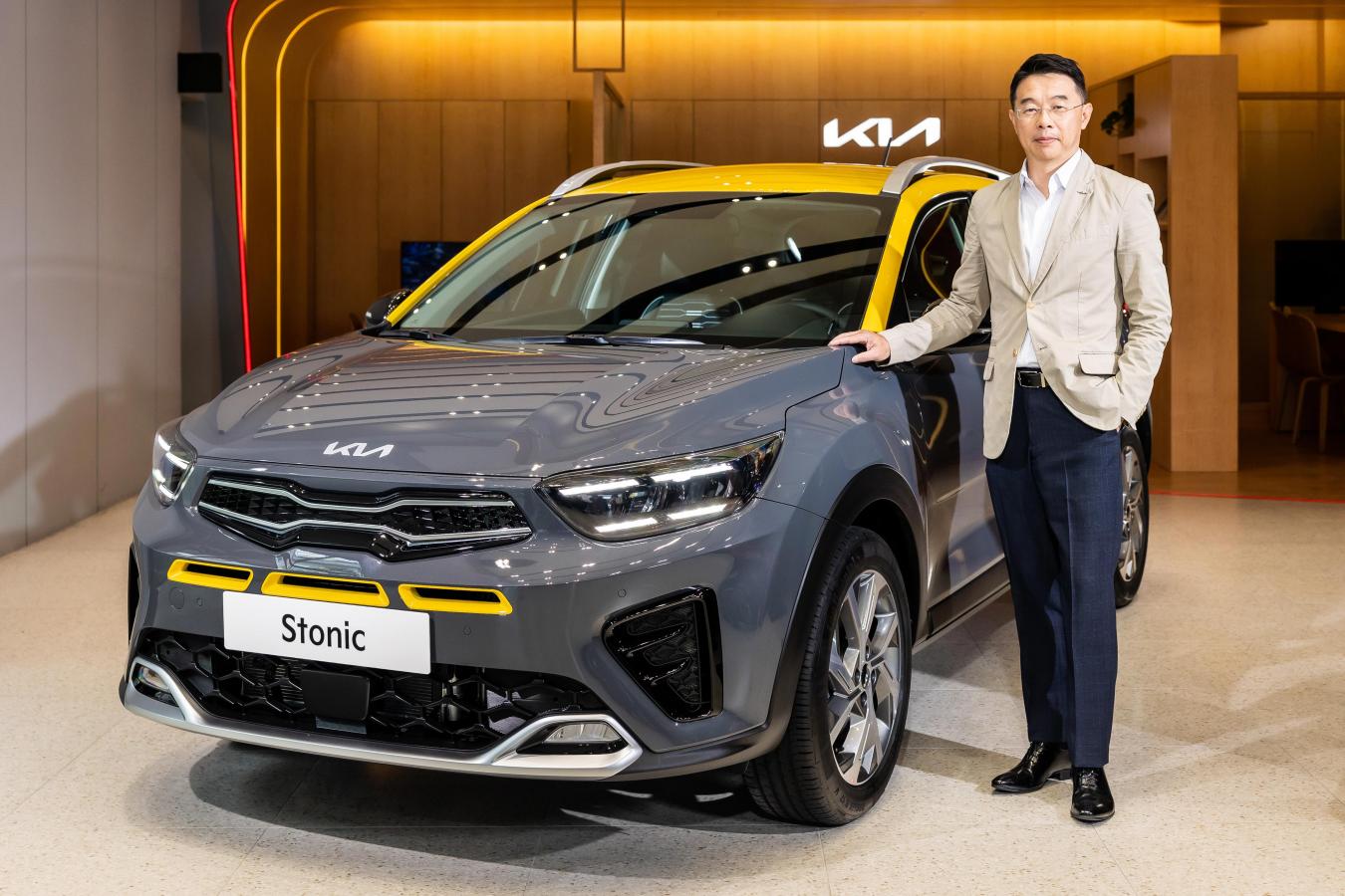 KIA The Stonic 1.0T 智慧油電 GT-line動感上市，新美起亞中和展示中心同步開幕！