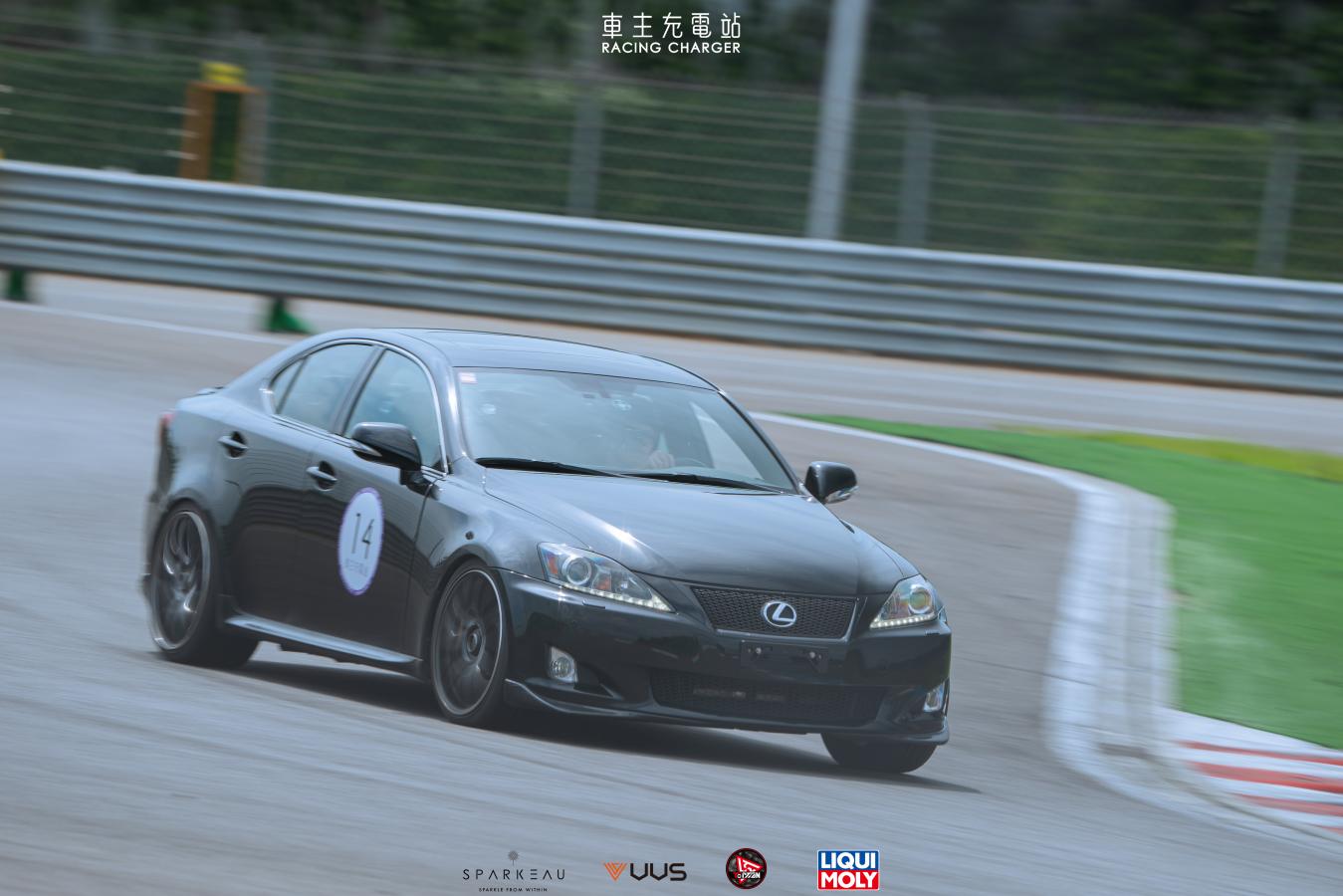 Lexus IS250（XE20）車主開箱心得評價：換了才發現調性不同，前一代比新款更性能！