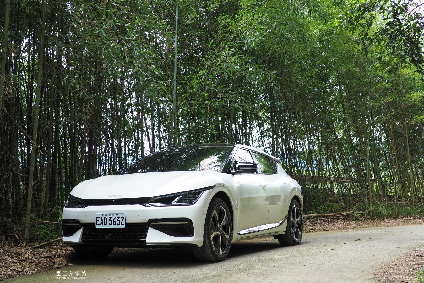 KIA EV6 GT-Line（CV）一日車主開箱心得評價：開電動車露營會有里程焦慮嗎，實測兩天一夜露營需要花多少電！