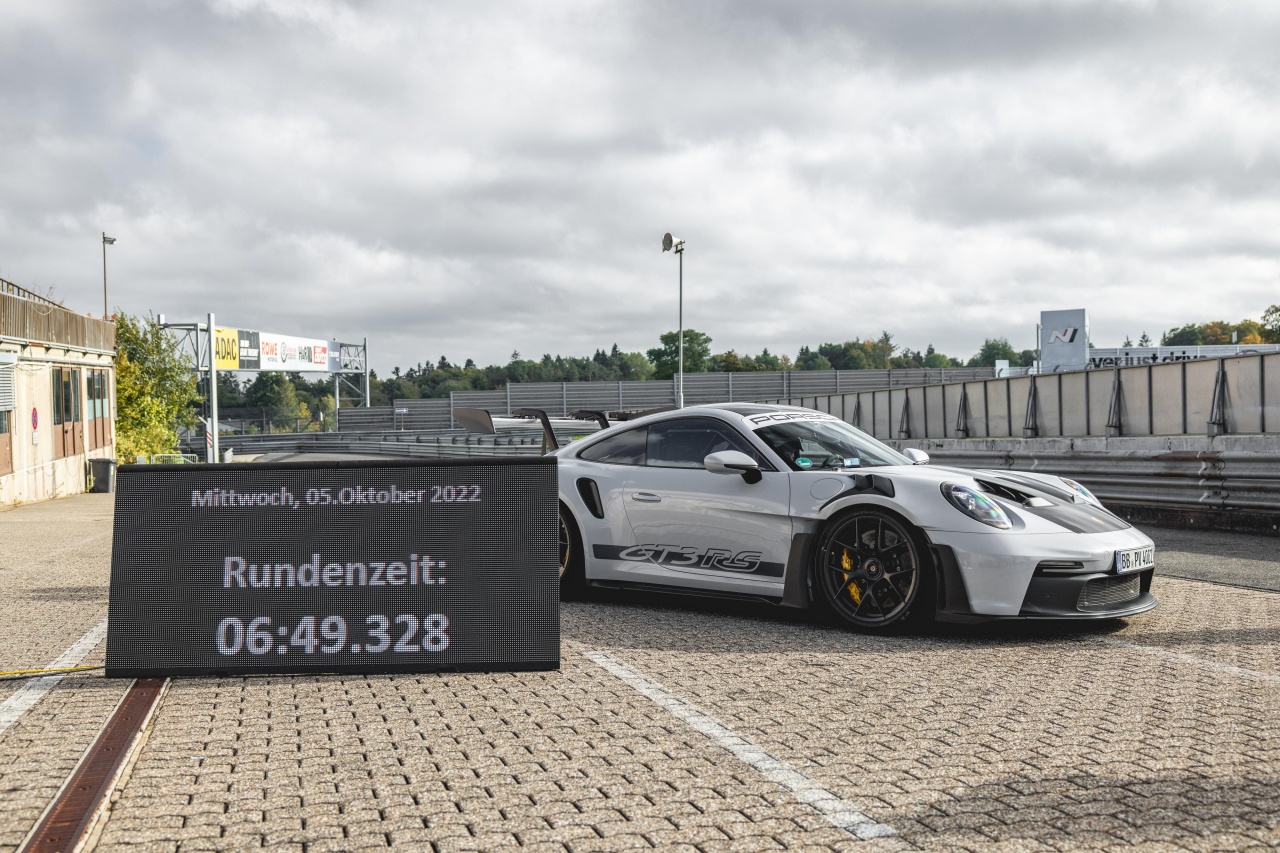 Porsche 911 GT3 RS（992）以6分49.328秒強勢征服紐柏林！