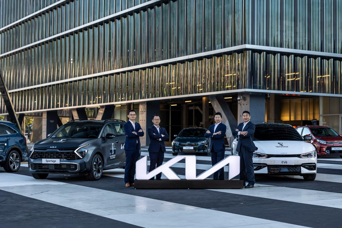 KIA Inspiration Day發表全新品牌藍圖，並宣告2023年導入頂級豪華旗艦休旅KIA EV9！